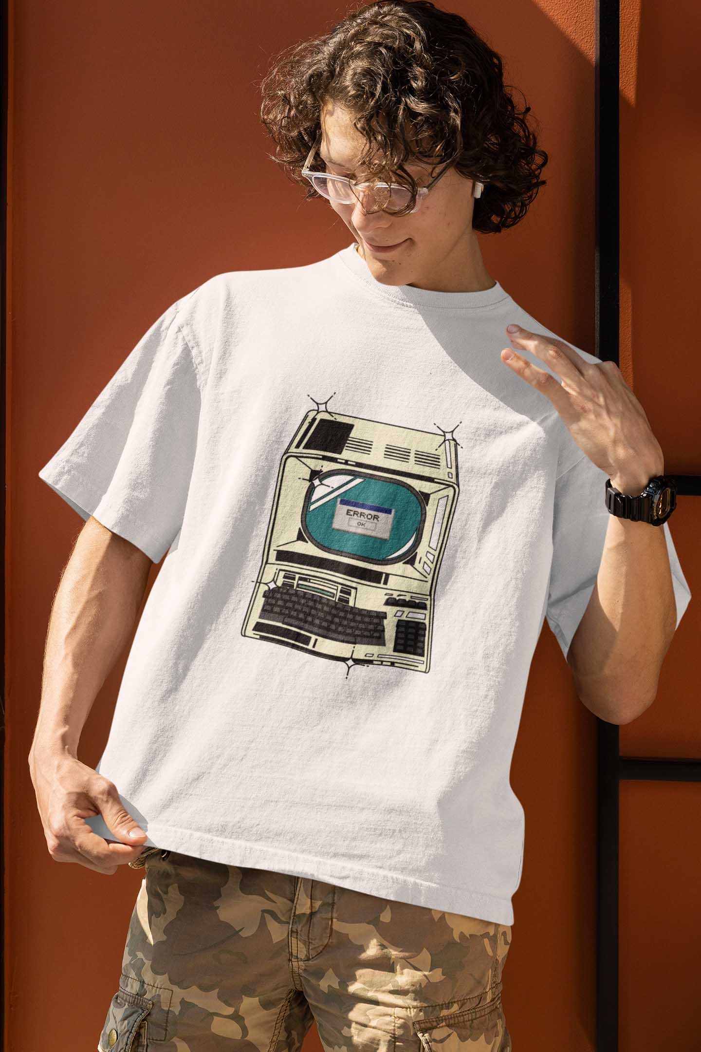 White Oversized PC Error Retro men T shirt